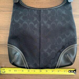 Coach Hamptons Classic Signature Hippie Crossbody Shoulder Bag